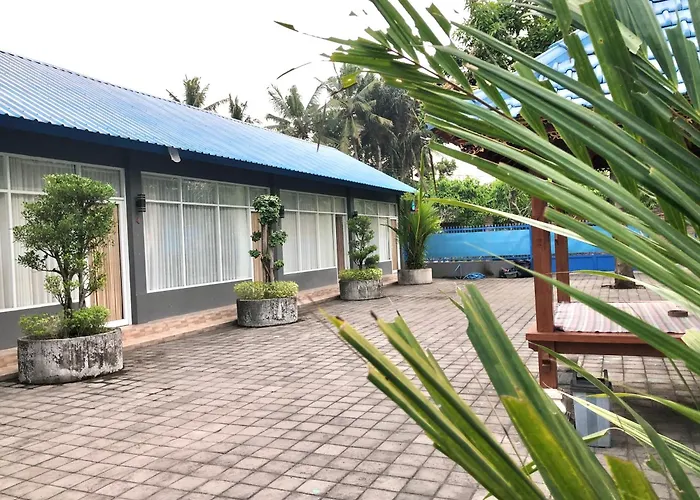 Langit Biru ゲストハウス *